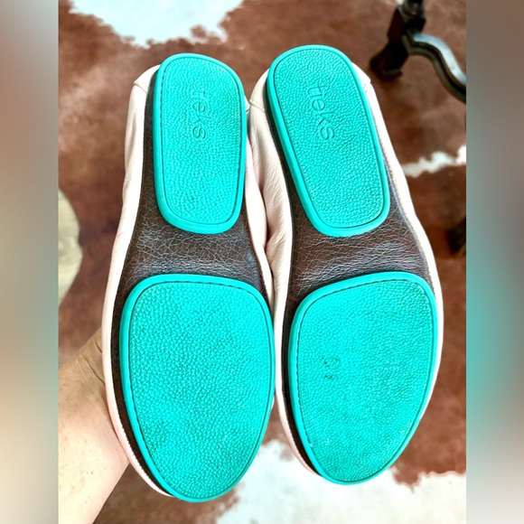 Tieks flats size 7 ballerina pink EUC - Picture 6 of 6